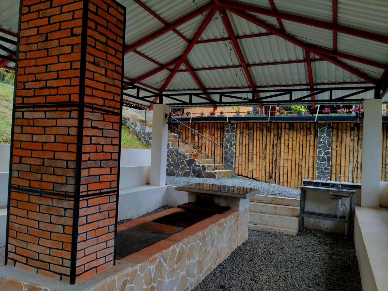 Hotel Rivel - Restaurant & Nature Retreat Τουριάλμπα Εξωτερικό φωτογραφία