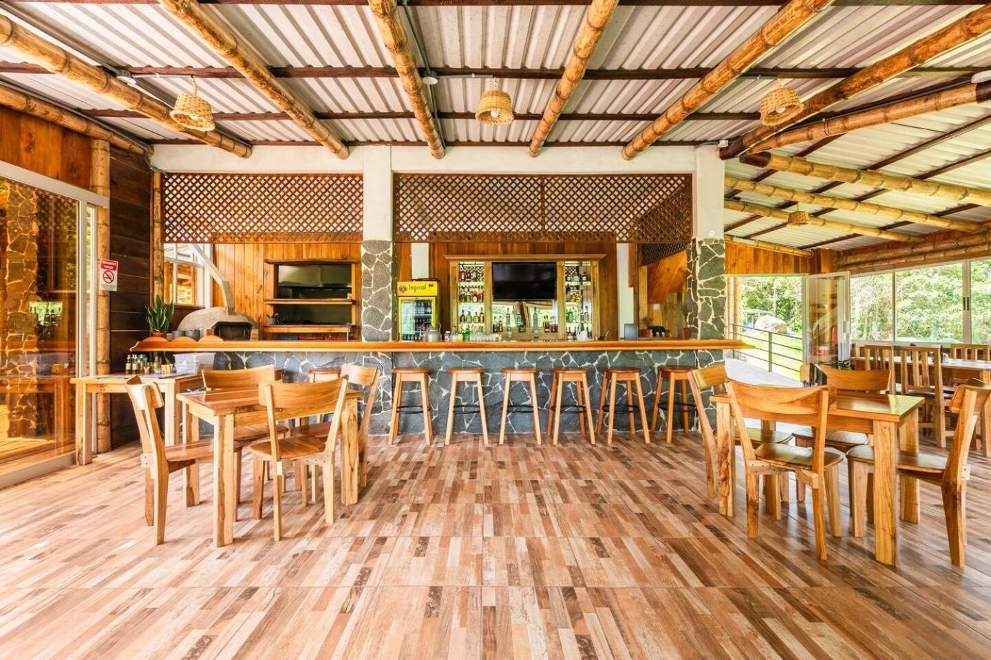 Hotel Rivel - Restaurant & Nature Retreat Τουριάλμπα Εξωτερικό φωτογραφία