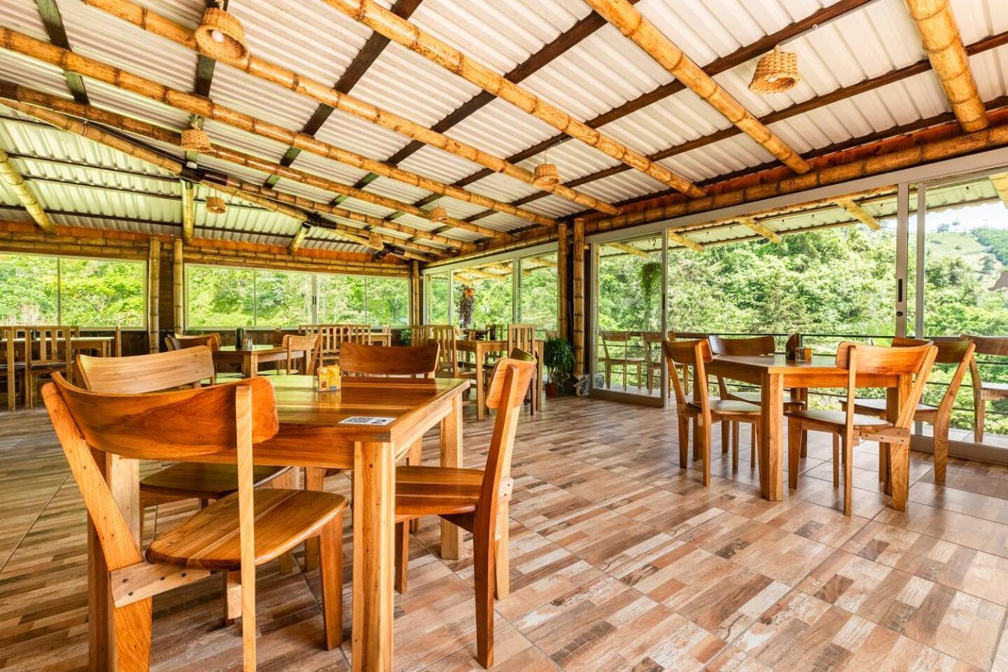 Hotel Rivel - Restaurant & Nature Retreat Τουριάλμπα Εξωτερικό φωτογραφία